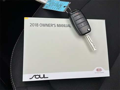 Used 2018 Kia Soul + image 29