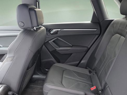 Used 2020 Audi Q3 2.0T Premium Plus image 16