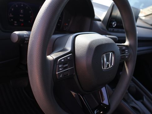 Used 2025 Honda Accord SE image 20