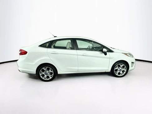 Used 2012 Ford Fiesta SEL FWD image 10