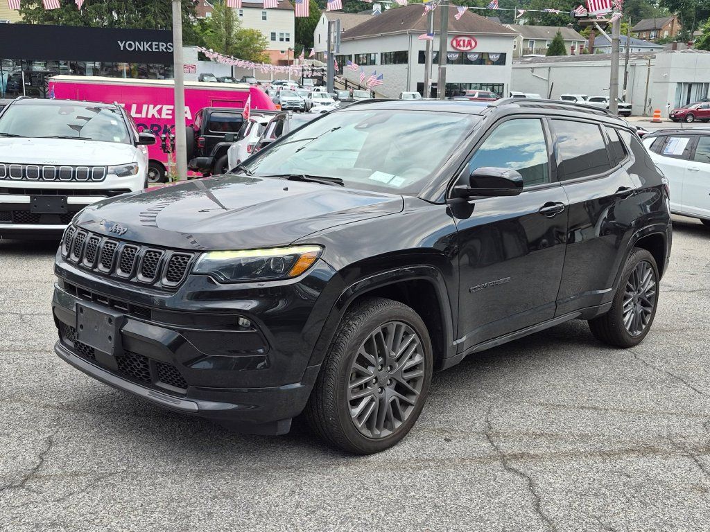 Used 2023 Jeep Compass High Altitude AWD/4WD image 2