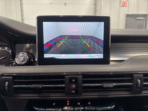 Used 2022 Lincoln Corsair AWD w/ Equipment Group 101A image 14