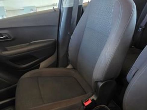 Used 2016 Chevrolet Trax LS image 22