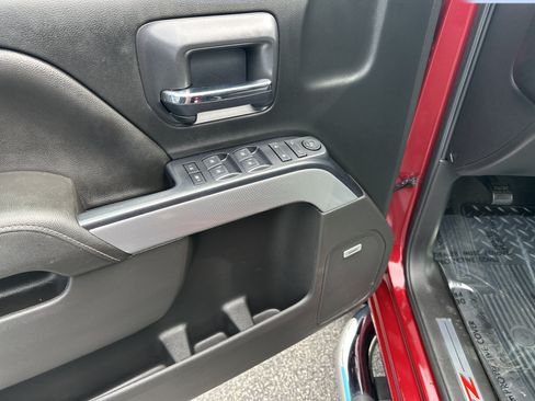 Used 2018 Chevrolet Silverado 1500 LT w/ All Star Edition AWD/4WD image 10