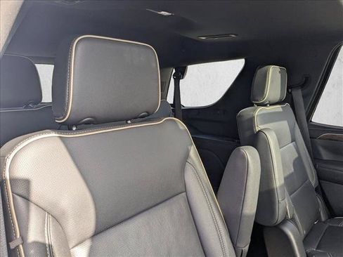 Used 2022 Chevrolet Tahoe Premier w/ Texas Edition RWD image 20