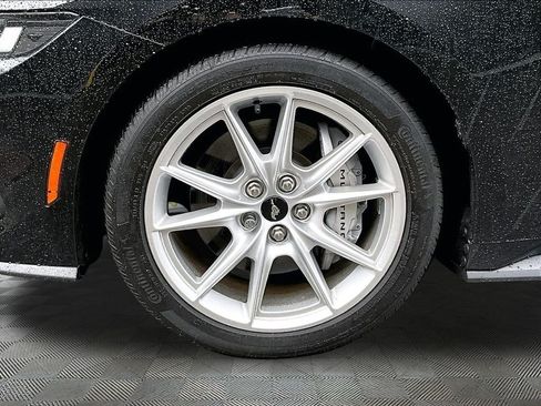 Used 2024 Ford Mustang GT Premium RWD image 27