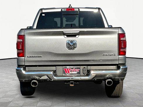 Used 2023 RAM 1500 Laramie AWD/4WD image 5