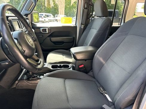 Used 2020 Jeep Wrangler Unlimited Sport AWD/4WD image 36