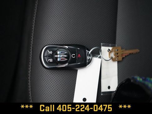 Used 2025 Buick Envista Avenir FWD image 39