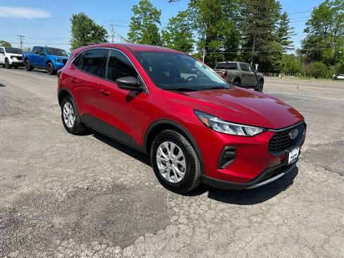 Used 2023 Ford Escape Active AWD/4WD image 7