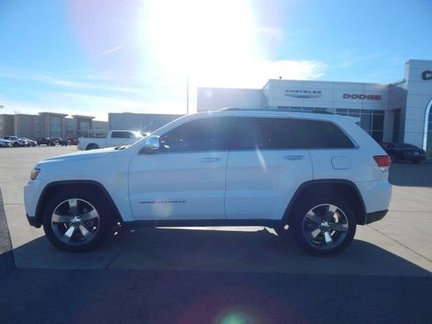 Used 2015 Jeep Grand Cherokee Limited w/ Luxury Group II AWD/4WD image 2
