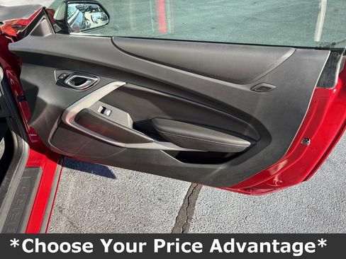Used 2021 Chevrolet Camaro SS image 17