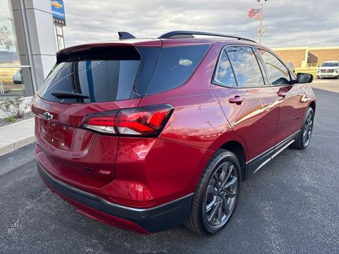 Used 2022 Chevrolet Equinox RS w/ RS Leather Package image 3