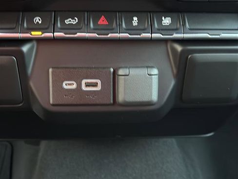Certified 2022 Chevrolet Silverado 1500 LT image 23
