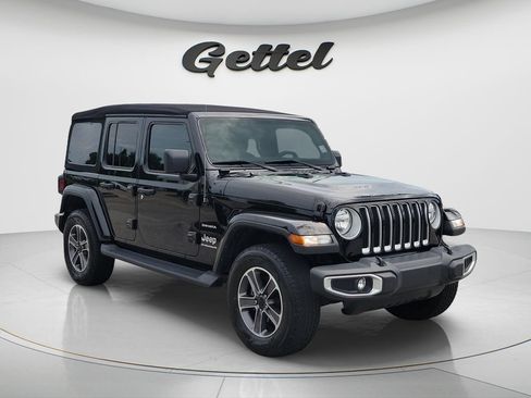 Used 2023 Jeep Wrangler Unlimited Sahara AWD/4WD image 3