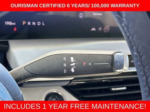 Used 2025 Buick Enclave Avenir w/ Super Cruise Package FWD image 28