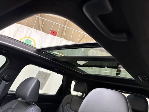 New 2025 Kia Sorento SX Prestige image 24