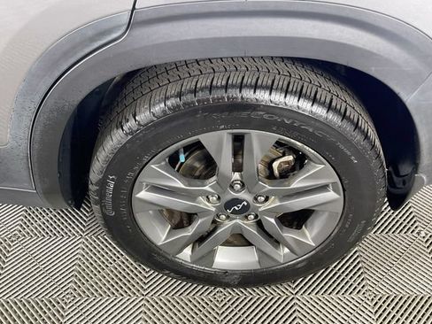 Used 2023 Kia Seltos LX AWD/4WD image 30
