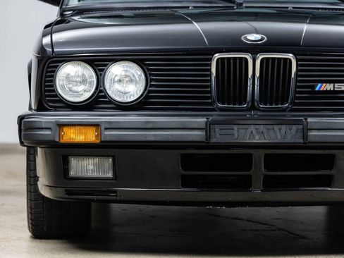 Used 1988 BMW M5 RWD image 13