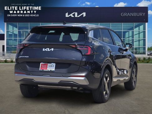 Used 2026 Kia Sportage LX w/ LX Convenience Package FWD image 5