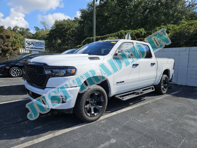 Used 2025 RAM 1500 Big Horn AWD/4WD image 1