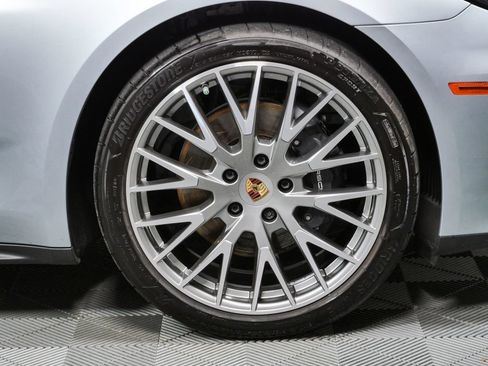 Certified 2024 Porsche Panamera 4 AWD/4WD image 28