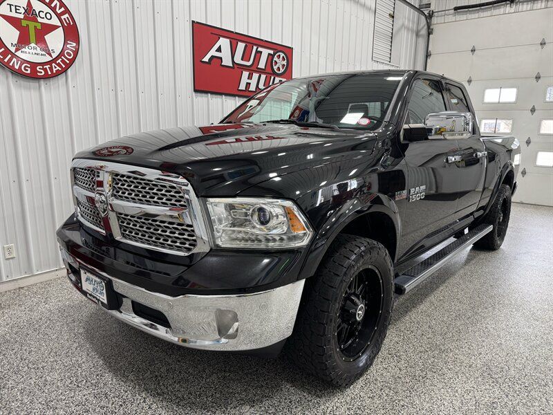 Used 2016 RAM 1500 Laramie w/ Convenience Group AWD/4WD image 2