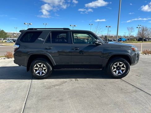Used 2024 Toyota 4Runner TRD Off-Road Premium AWD/4WD image 9