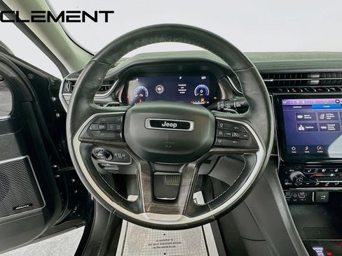 Used 2021 Jeep Grand Cherokee L Limited w/ Luxury Tech Group II AWD/4WD image 14