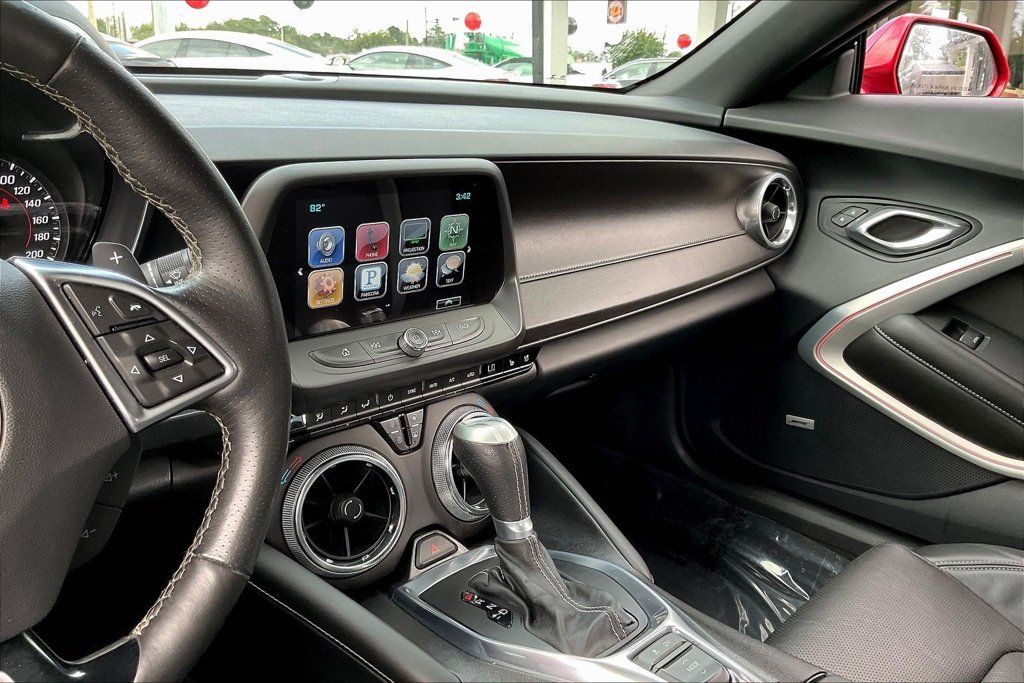 Used 2016 Chevrolet Camaro SS RWD image 14