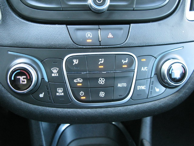 Used 2024 Chevrolet Malibu LT FWD image 19