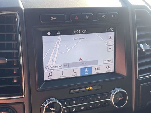 Used 2019 Ford Expedition Limited w/ Equipment Group 302A image 9