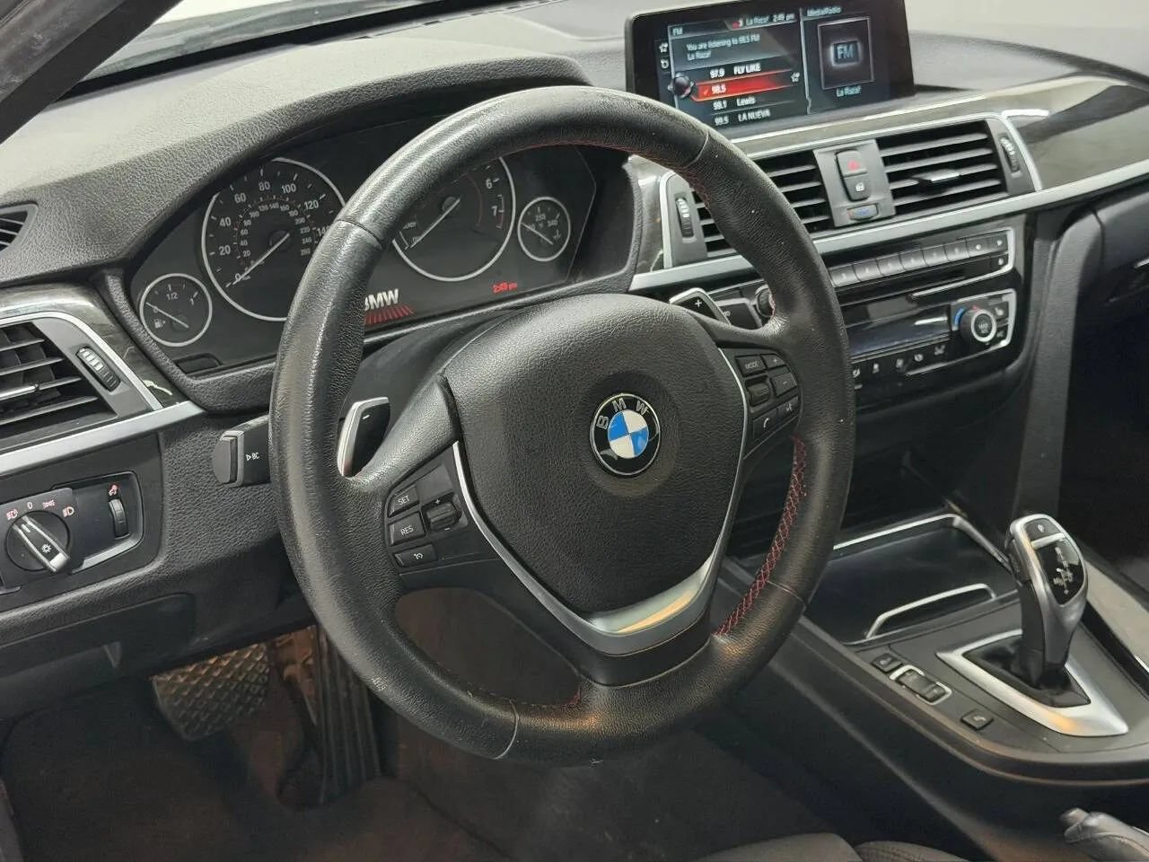 Used 2017 BMW 330i Sedan RWD image 26