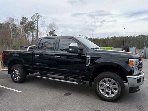 Used 2018 Ford F250 Lariat w/ Lariat Ultimate Package image 6