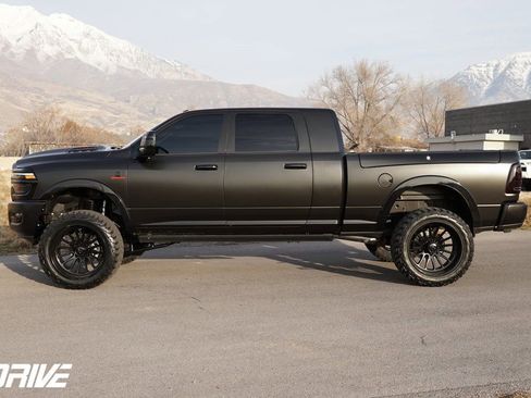 Used 2026 RAM 3500 Limited image 7