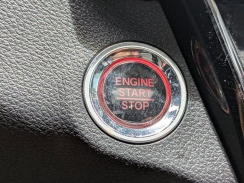 Certified 2021 Honda HR-V EX-L image 26