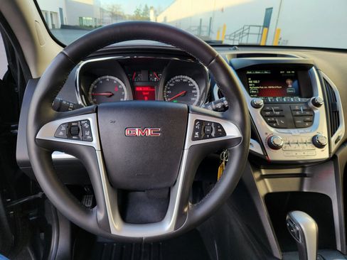 Used 2013 GMC Terrain SLT w/ Safety Package image 10