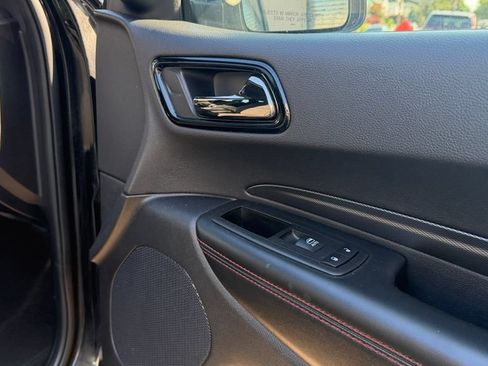 Used 2025 Dodge Durango GT RWD image 21