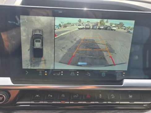 Used 2022 Chevrolet Silverado 1500 LTZ w/ LTZ Premium Package AWD/4WD image 20