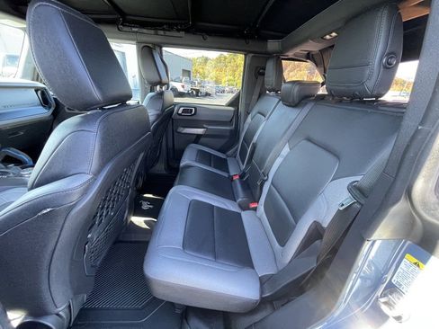Used 2023 Ford Bronco Black Diamond image 19