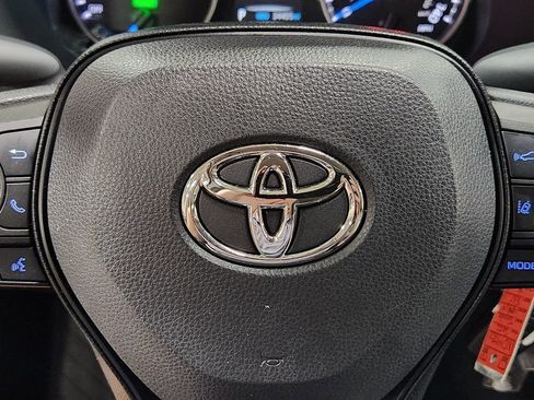 Used 2022 Toyota RAV4 LE image 46