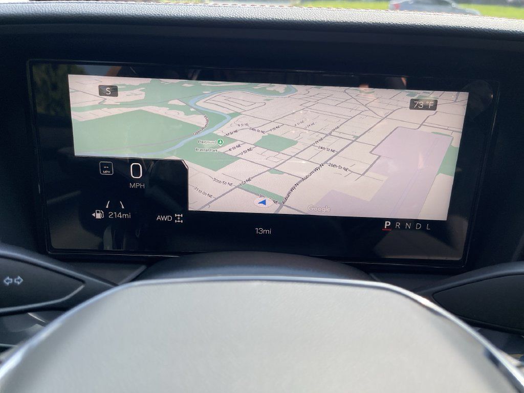 New 2027 GMC Terrain AT4 w/ Technology Package II AWD/4WD image 11