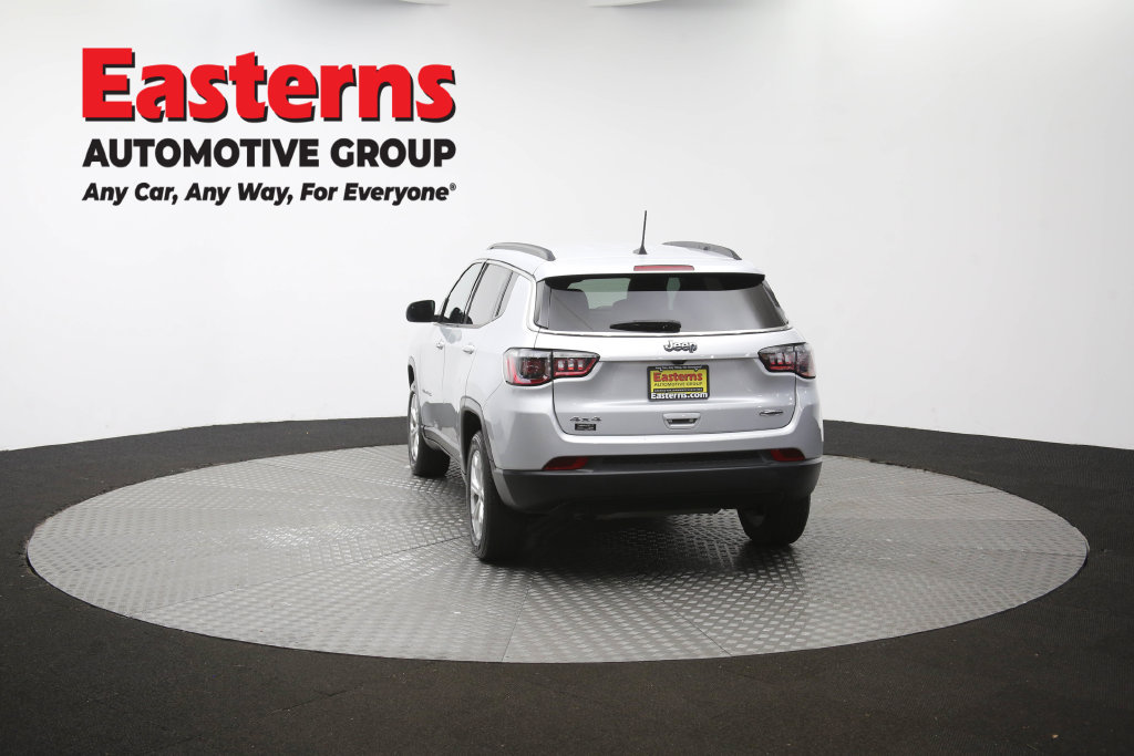 Used 2024 Jeep Compass Latitude AWD/4WD image 39