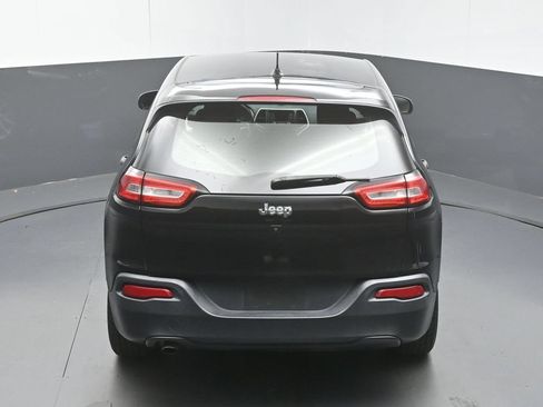 Used 2014 Jeep Cherokee Sport FWD image 43