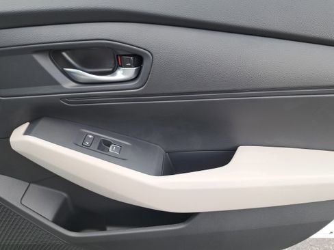 New 2025 Honda Accord LX image 12