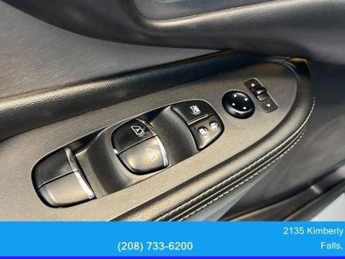 Used 2019 Nissan Murano SL image 18