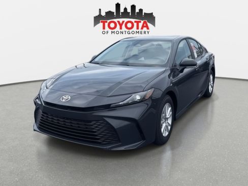 New 2026 Toyota Camry LE FWD image 2