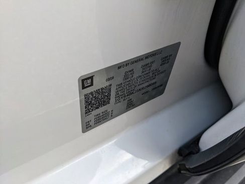 Used 2019 Cadillac Escalade Luxury AWD/4WD image 38