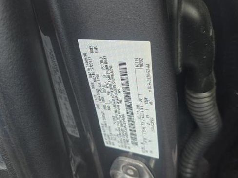 Used 2021 Ford Escape SE w/ SE Sport Appearance Package image 15