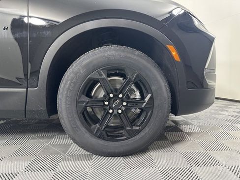 New 2025 Chevrolet Blazer LT w/ Convenience Package image 9